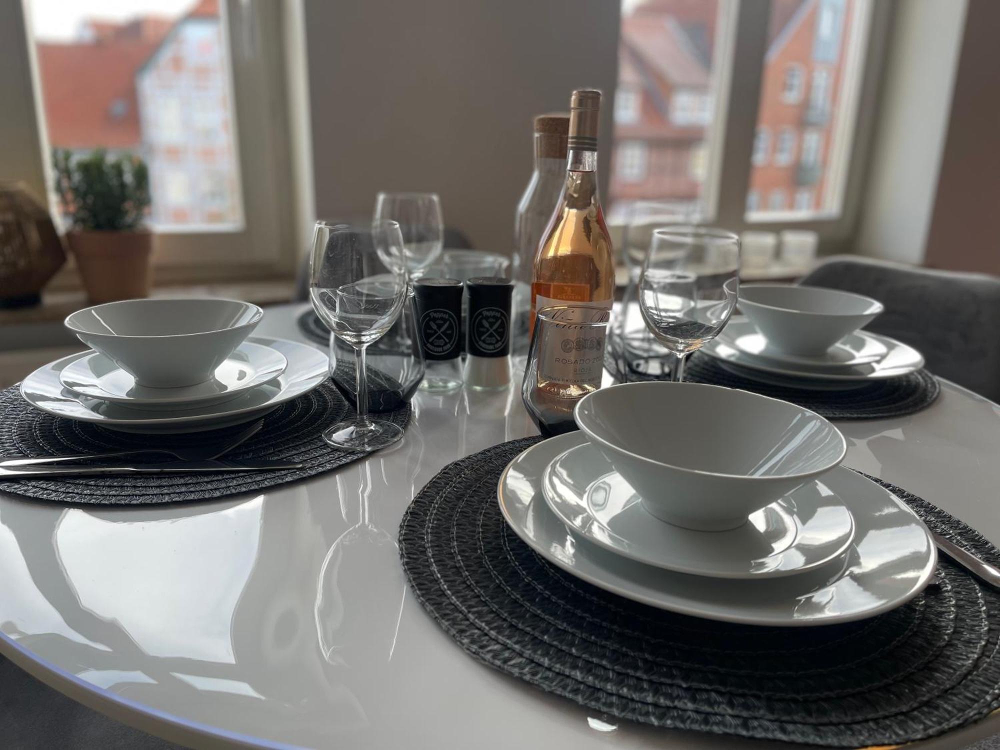 Zeitapartments Am Fischmarkt شتاده المظهر الخارجي الصورة