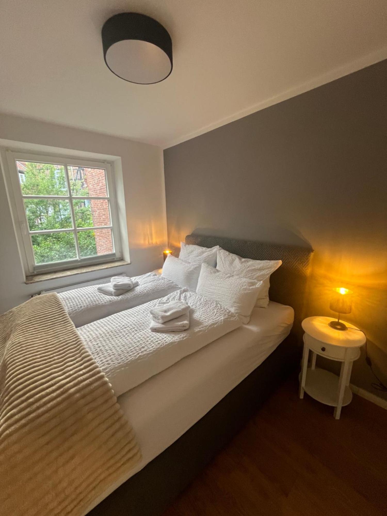 Zeitapartments Am Fischmarkt شتاده المظهر الخارجي الصورة