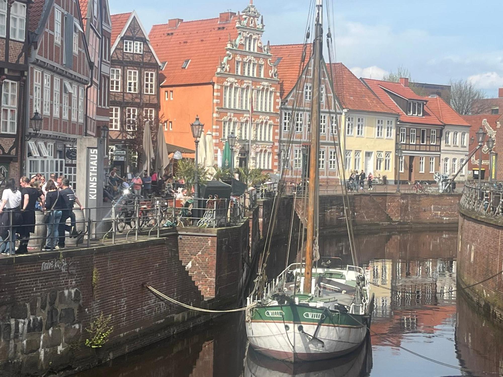 Zeitapartments Am Fischmarkt شتاده المظهر الخارجي الصورة